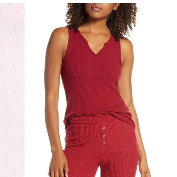 bp Tops - 🖤 BP. Ribbed notch front tank